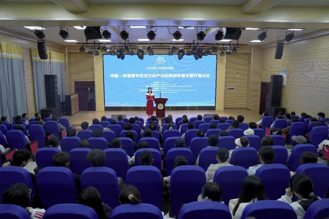 15cb6ccd-c8d2-45c3-866c-1cd2c269aea8.jpg